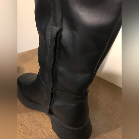 Chunky Sole Leather Boots - Picture 7 of 13